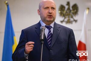 Турчинов признал, что "проблем в секторе безопасности и обороны еще очень много"