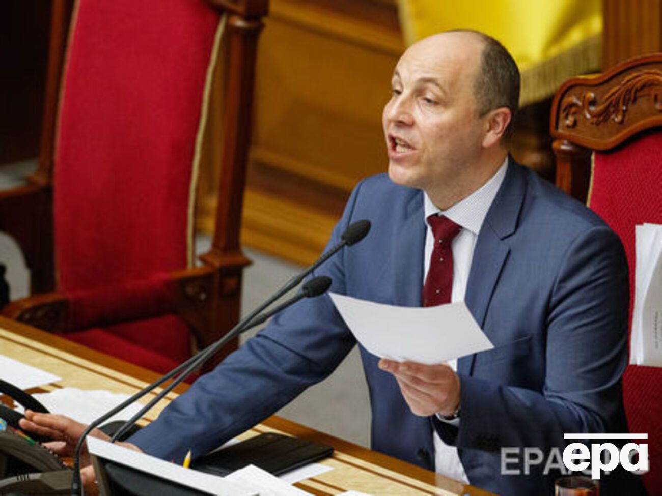 Во время войны ключевым мероприятием Дня Независимости должен быть военный парад, отметил Парубий