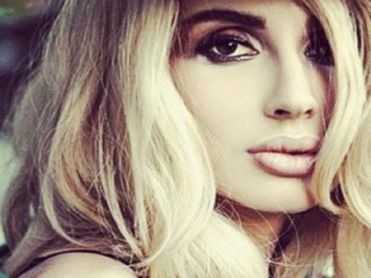 Loboda: Чек в пустыне