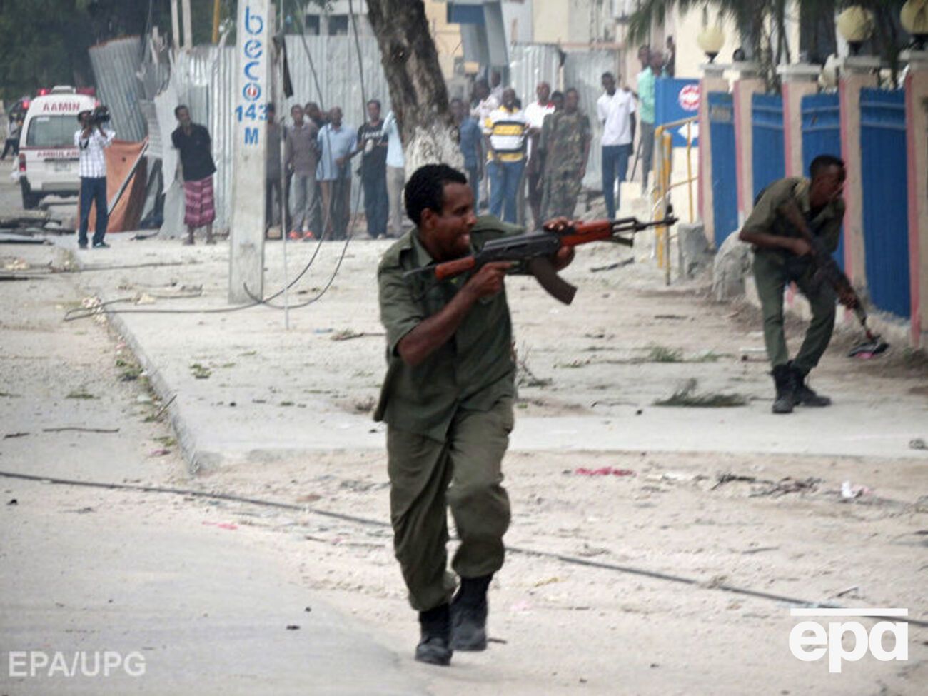 Полицейские вступили в перестрелку с боевиками