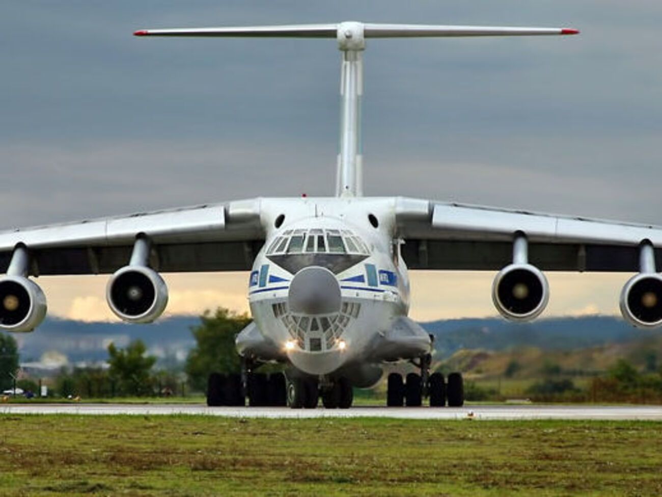 Россия проводит переброску войск в Южный военный округ