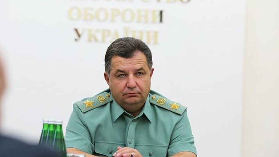 Полторак: Считаю, что имею право увольнять назначенных мною советников, если их личные заявления вредят репутации Министерства обороны и Вооруженных сил