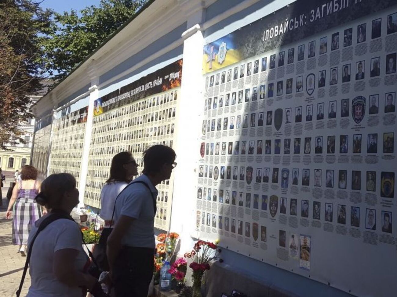 Память погибших в Иловайской трагедии бойцов почтили в Киеве