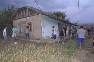 После убийства местные жители громили дома ромов