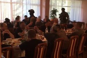 Задержанных проверят на связи с террористами "ДНР" и "ЛНР"