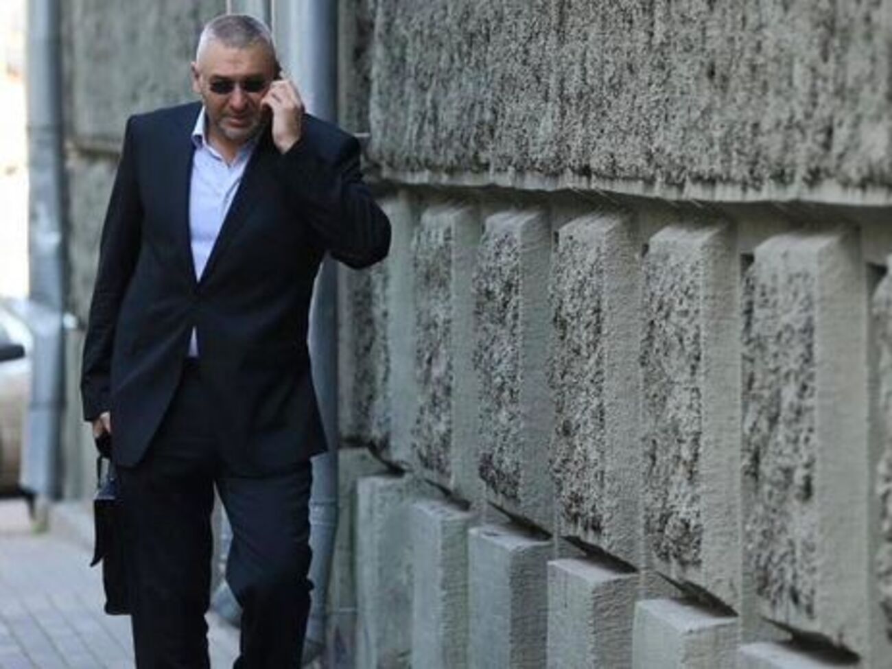 Фейгин прибыл в Крым для защиты Умерова