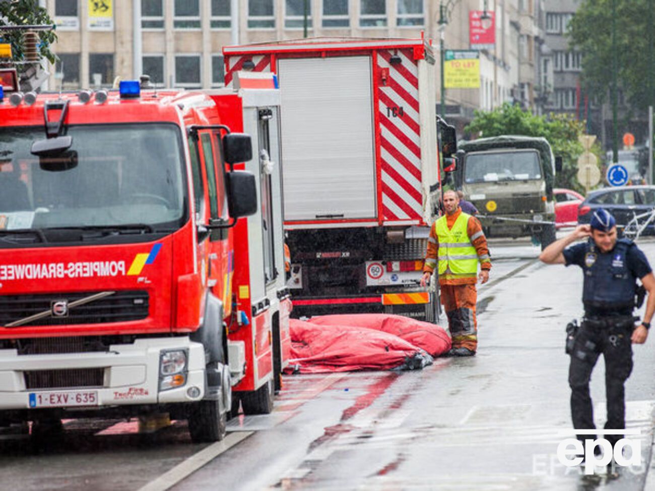 Полиция Брюсселя выясняет причины взрыва, приведшего к пожару возле института криминологии