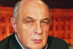 Минкульт решил оставить Резниковича руководить Русской драмой