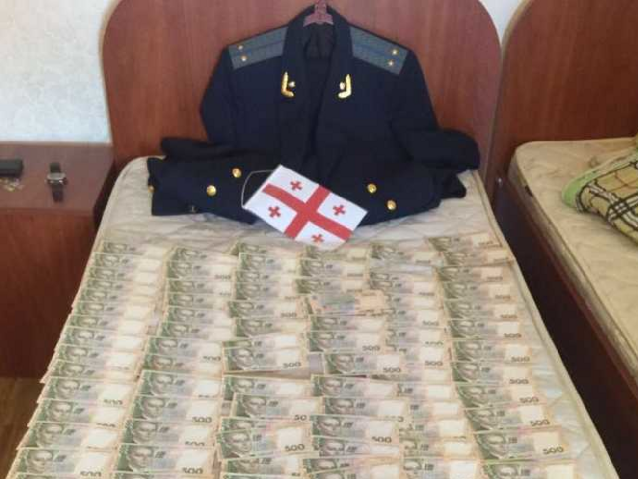 Работнику прокуратуры грозит лишение свободы на срок от пяти до десяти лет