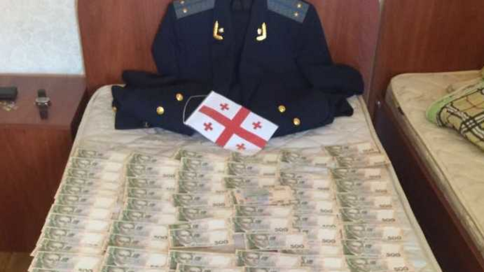 Работнику прокуратуры грозит лишение свободы на срок от пяти до десяти лет