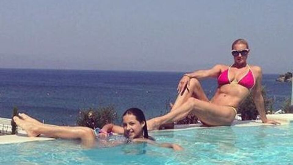 Волочкова: Вот и пришло время, когда можно меняться одеждой с дочкой