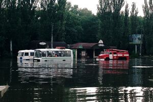 Из-за засорения ливневой канализации в городе Черкассы были частично подтоплены улицы после сильного дождя