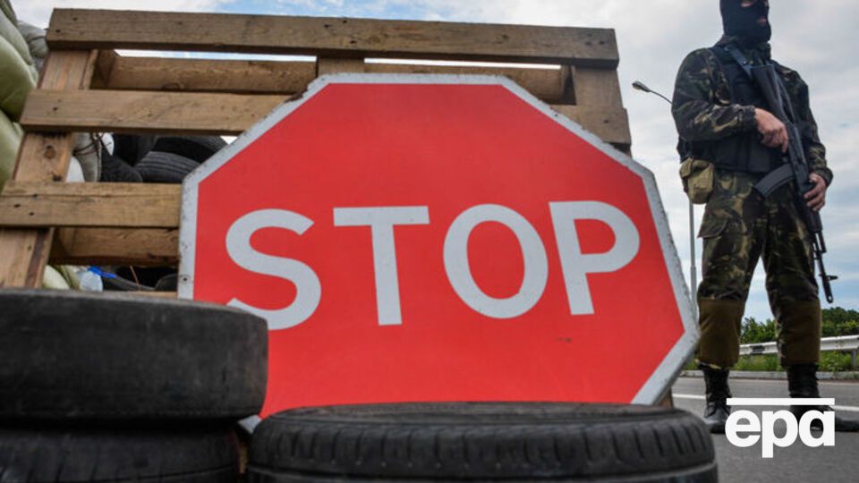 Один из задержанных боевиков с оружием в руках дежурил на блокпостах в Макеевке и Донецке