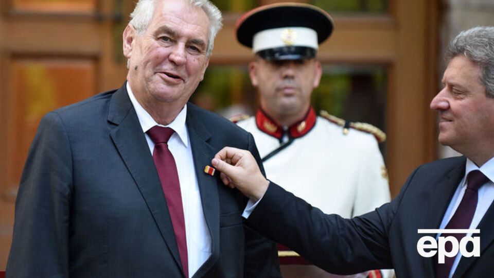 Земан не является сторонником предоставления убежища беженцам