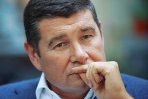 Адвокат Онищенко уверяет, что его подзащитный находится в Британии