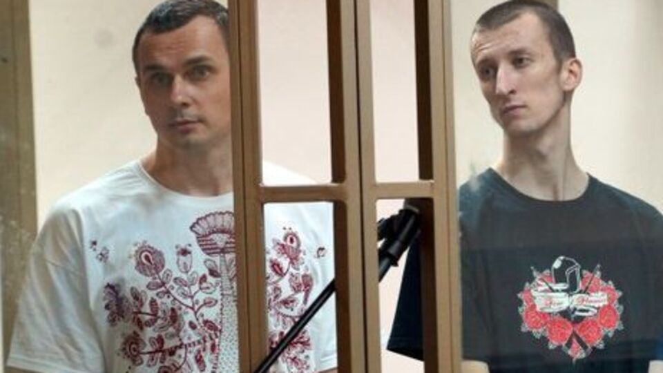 Украинские дипломаты месяцами не могут добиться встречи с Сенцовым и Кольченко
