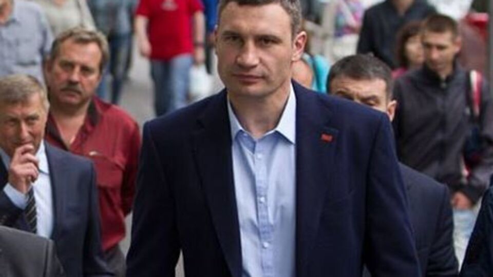 Кличко подписал решение Киевсовета после выхода из отпуска