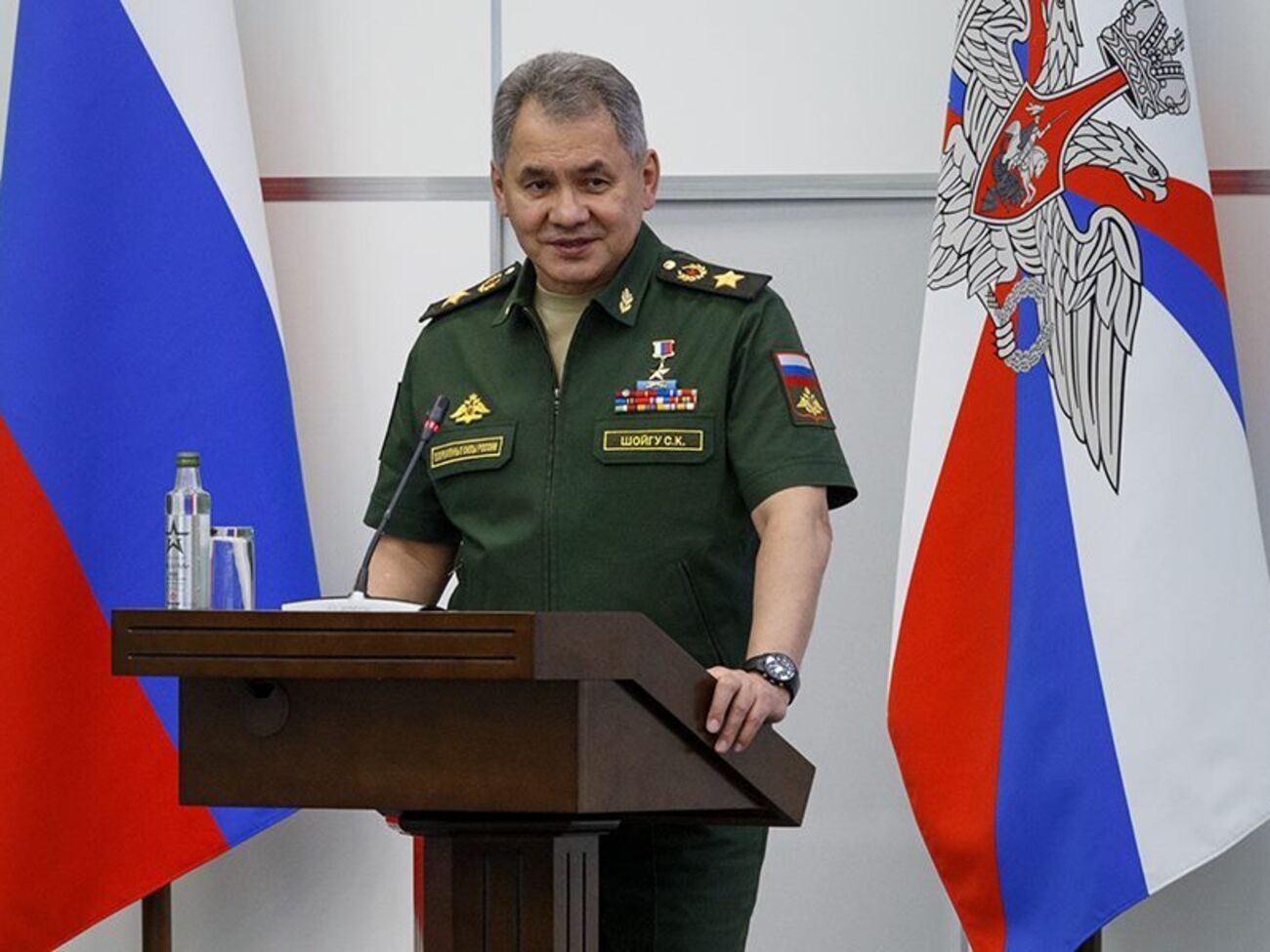 Шойгу поздравил "Юнармию" с официальной регистрацией