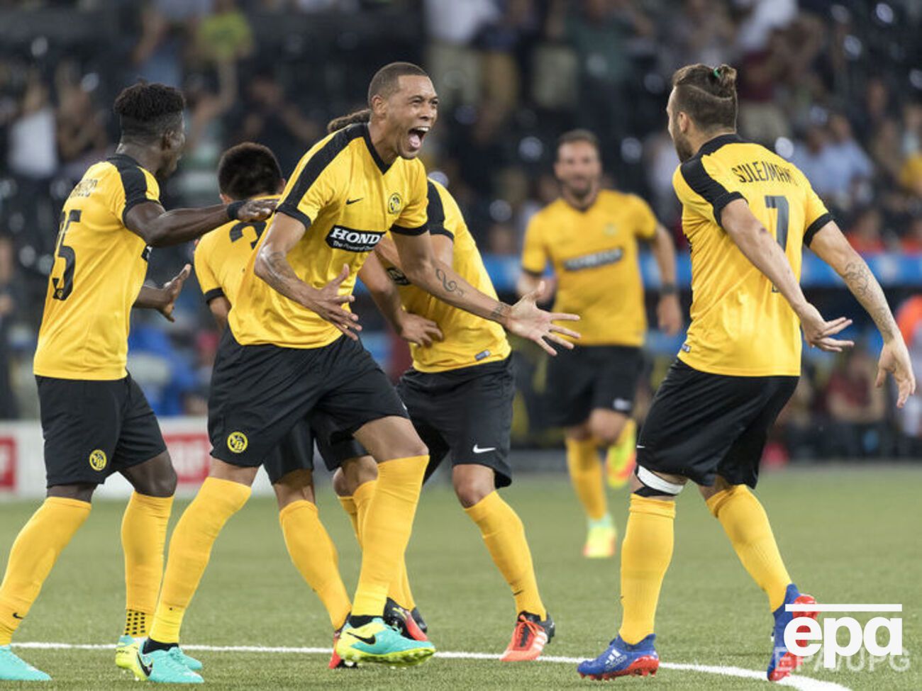 "Янг Бойз" сыграет в плей-офф Лиги чемпионов, "Шахтер" &ndash; в плей-офф Лиги Европы