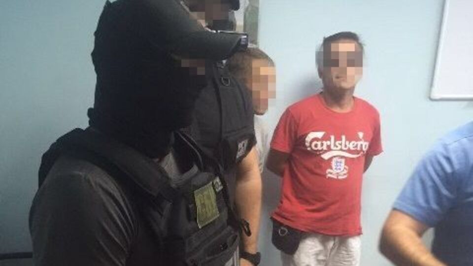 Прокуроров задержали в их кабинетах после получения части взятки в размере $15 тыс.