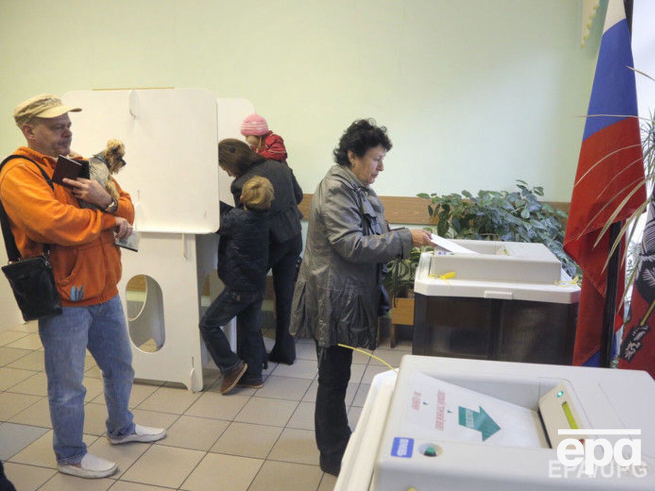 "Корпус стражей демократии" будет существовать на государственные гранты