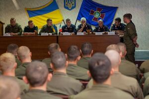 Учения проходят в поселке Новые Петровцы в Киевской области