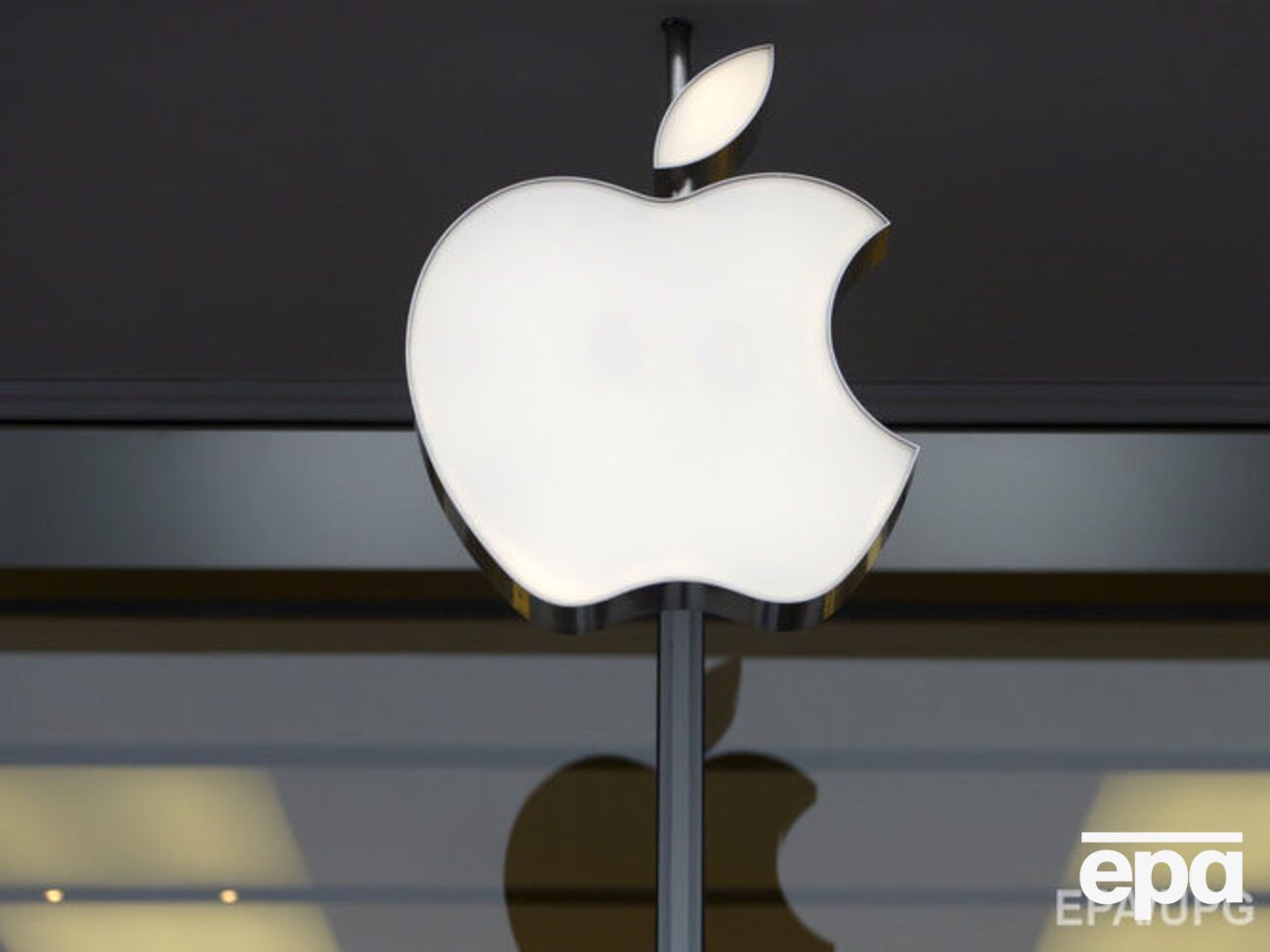 Apple оштрафовали за налоговые махинации