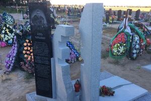 Активист из Бреста Александр Черкашин был ранен в бою под Белакаменкой на Донбассе и скончался в больнице в Запорожье после нескольких недель комы