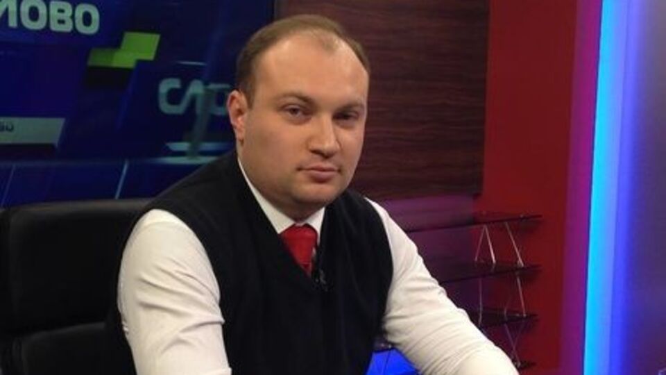 Бузаров: Турция, договорившись с Америкой и Россией, создает буферную зону на территории Сирии