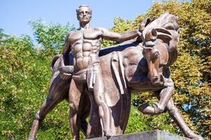 Памятник поставили в знак благодарности всем ветеринарам