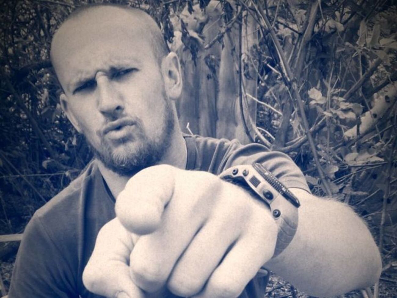 Евгений Жуков:&nbsp;Парочка неадекватов поставили на уши весь город... в присутствии нескольких экипажей патрульной полиции!