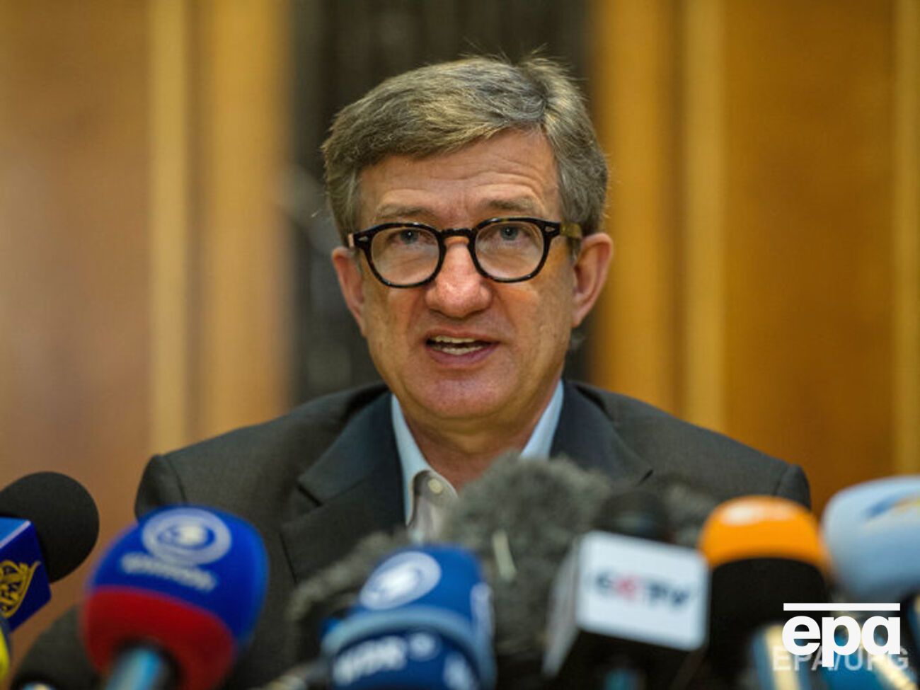 Тарута сообщил, что рекомендовал Штепе общаться с боевиками, чтобы не допустить кровопролития