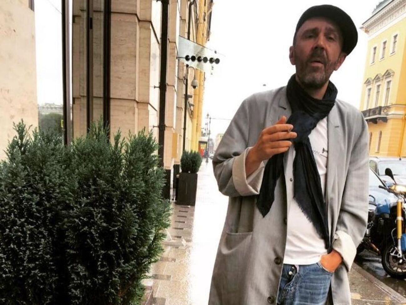 Шнуров&nbsp;позволяет людям быть самими собой, заявил Невзоров