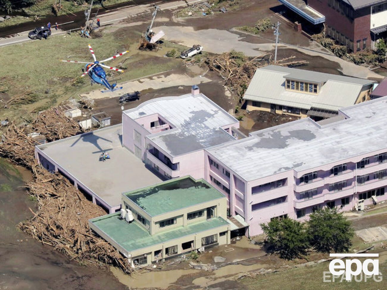 Япония страдает он тайфуна&nbsp;"Лайонрок"