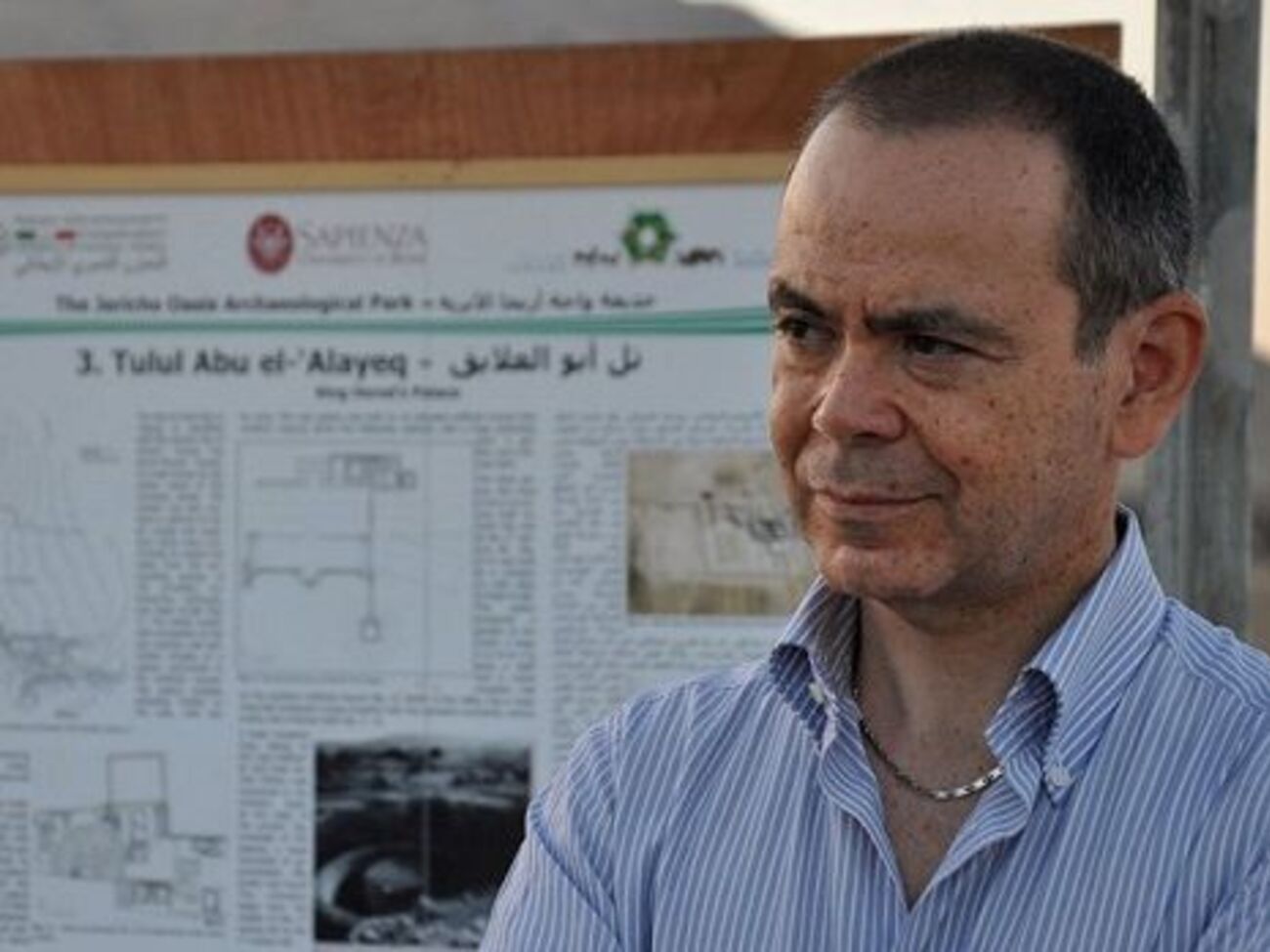 Ла Чечилия был координатором миротворческого процесса на Ближнем Востоке и консулом в Иерусалиме