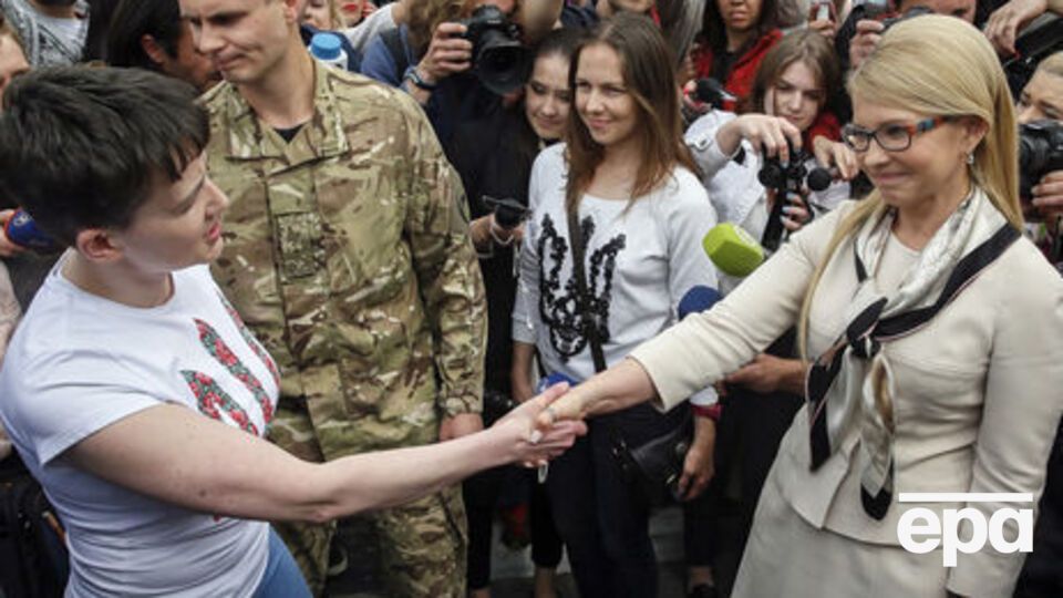Согласно опросу, за 2016 год на 5 процентных пунктов выросла поддержка Тимошенко, а рейтинг Савченко за июль-август уменьшился на 4 пункта