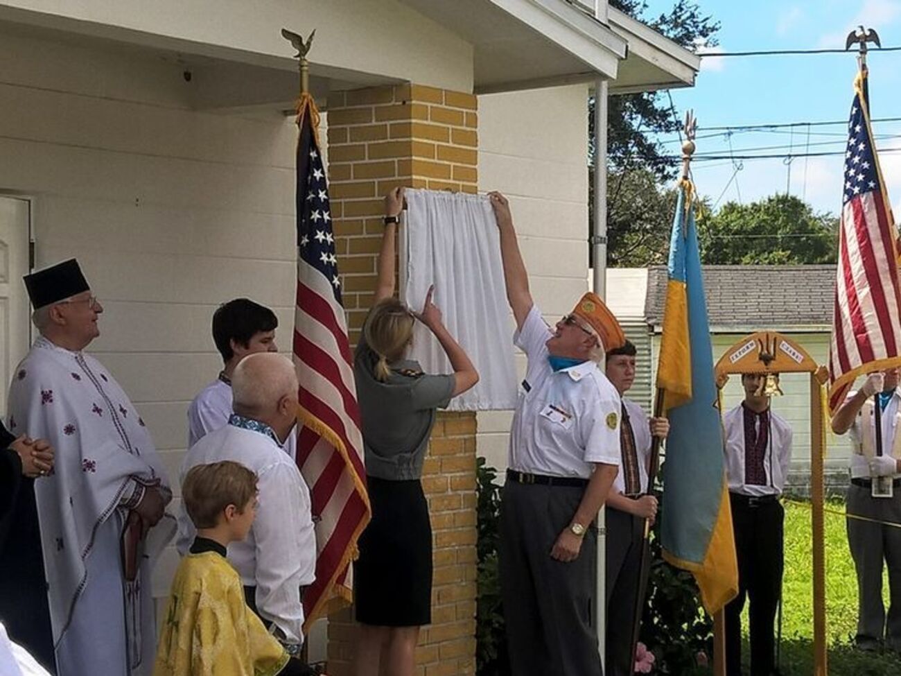 Во Флориде&nbsp;представители украинской диаспоры открыли мемориальную доску&nbsp;погибшим в АТО бойцам ВСУ
