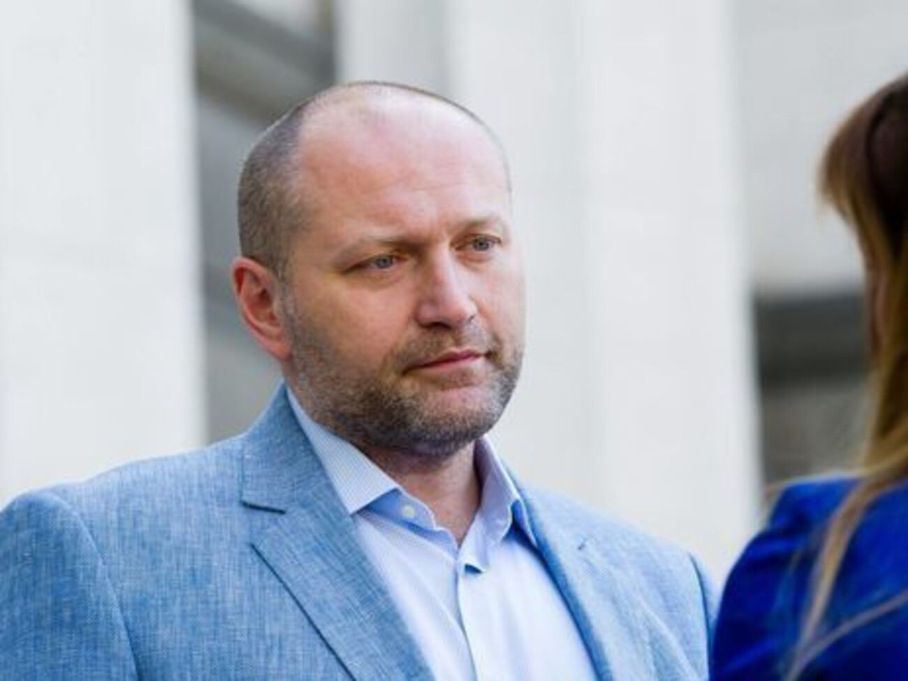 Береза: Увы, но этот разговаривающий ящик по-прежнему может менять ситуацию в Украине