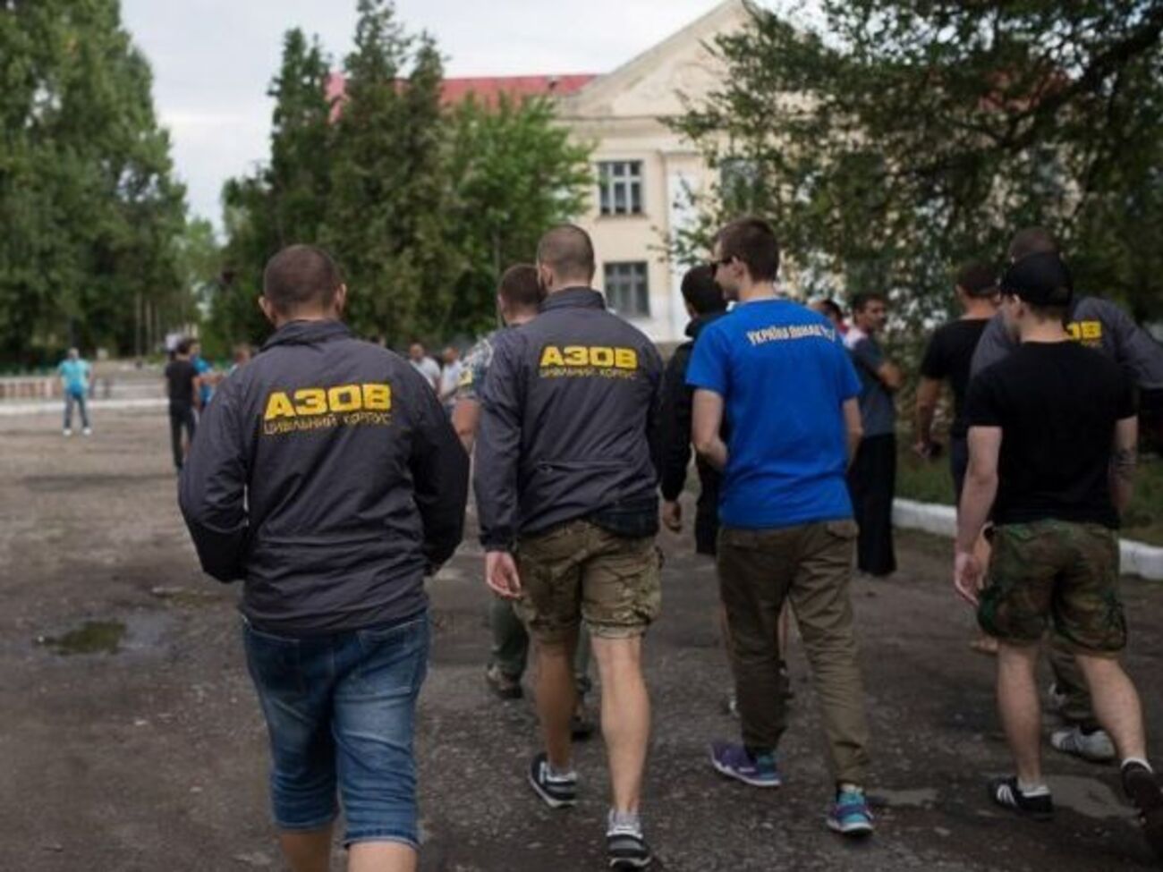 "Азов" прибыл в Лощиновку