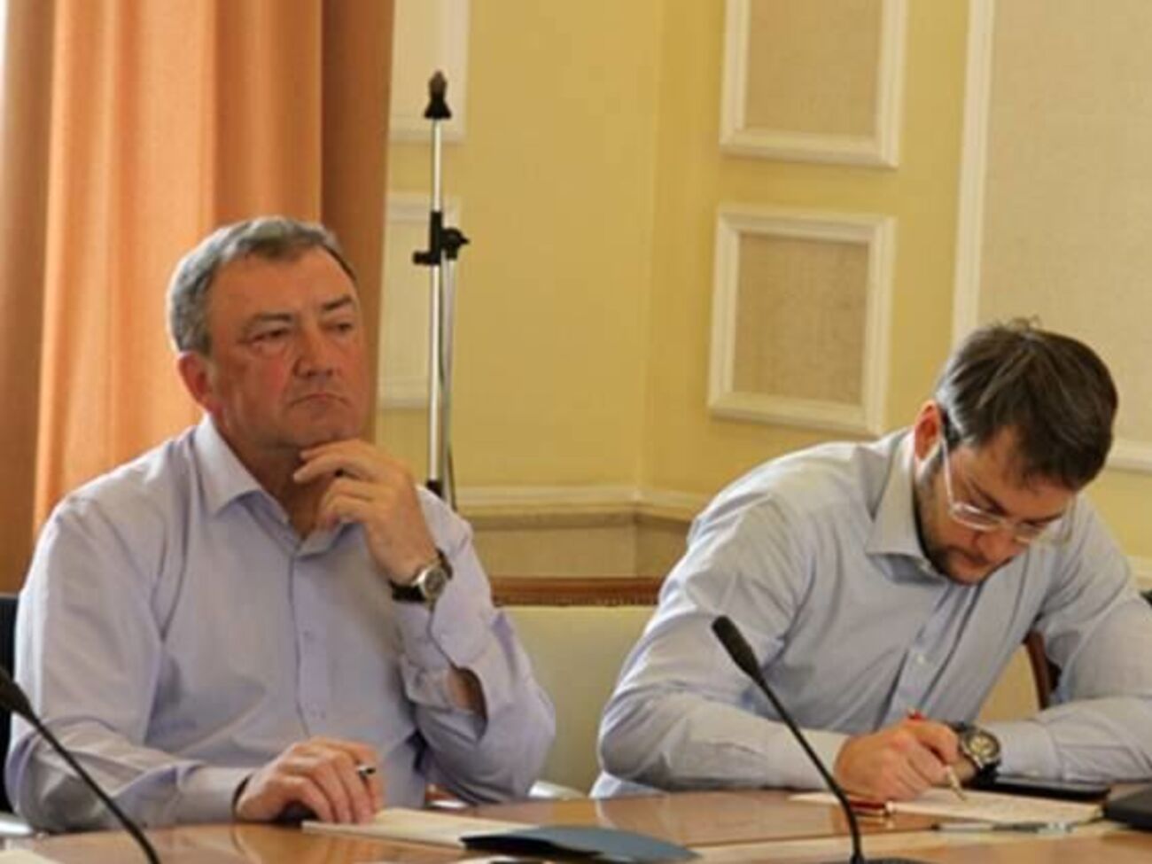 Светелик (слева) работал в разных правительствах Украины