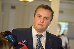 Холодницкий: Во время обыска на ОПЗ никаких табличек "Народного фронта" или БПП мы не увидели