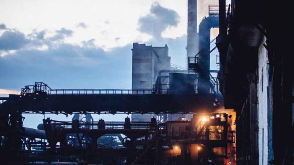 С начала боевых действий на территории завода разорвалось свыше 320 снарядов