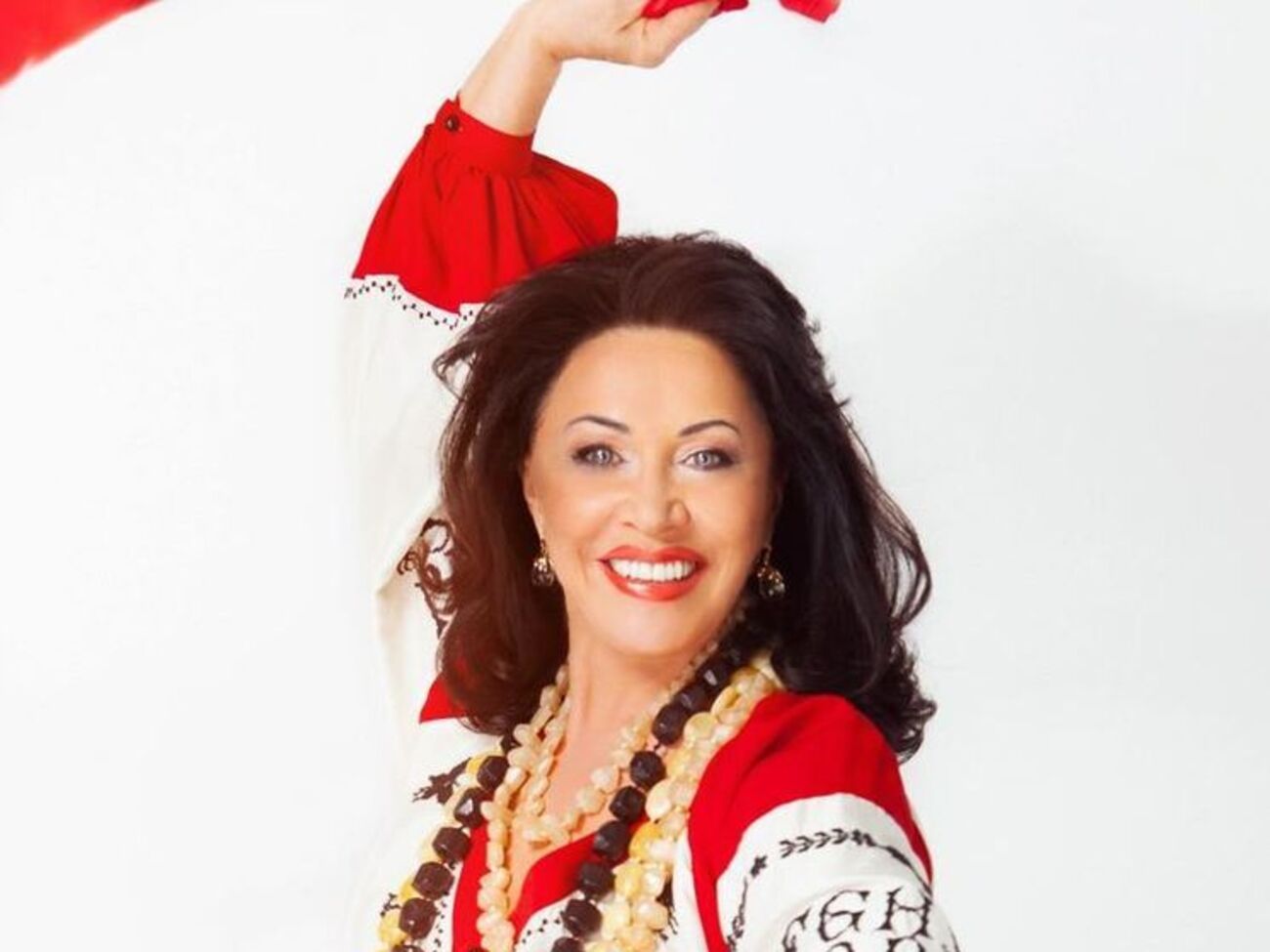 Бабкина вынуждена передвигаться на костылях после травмы