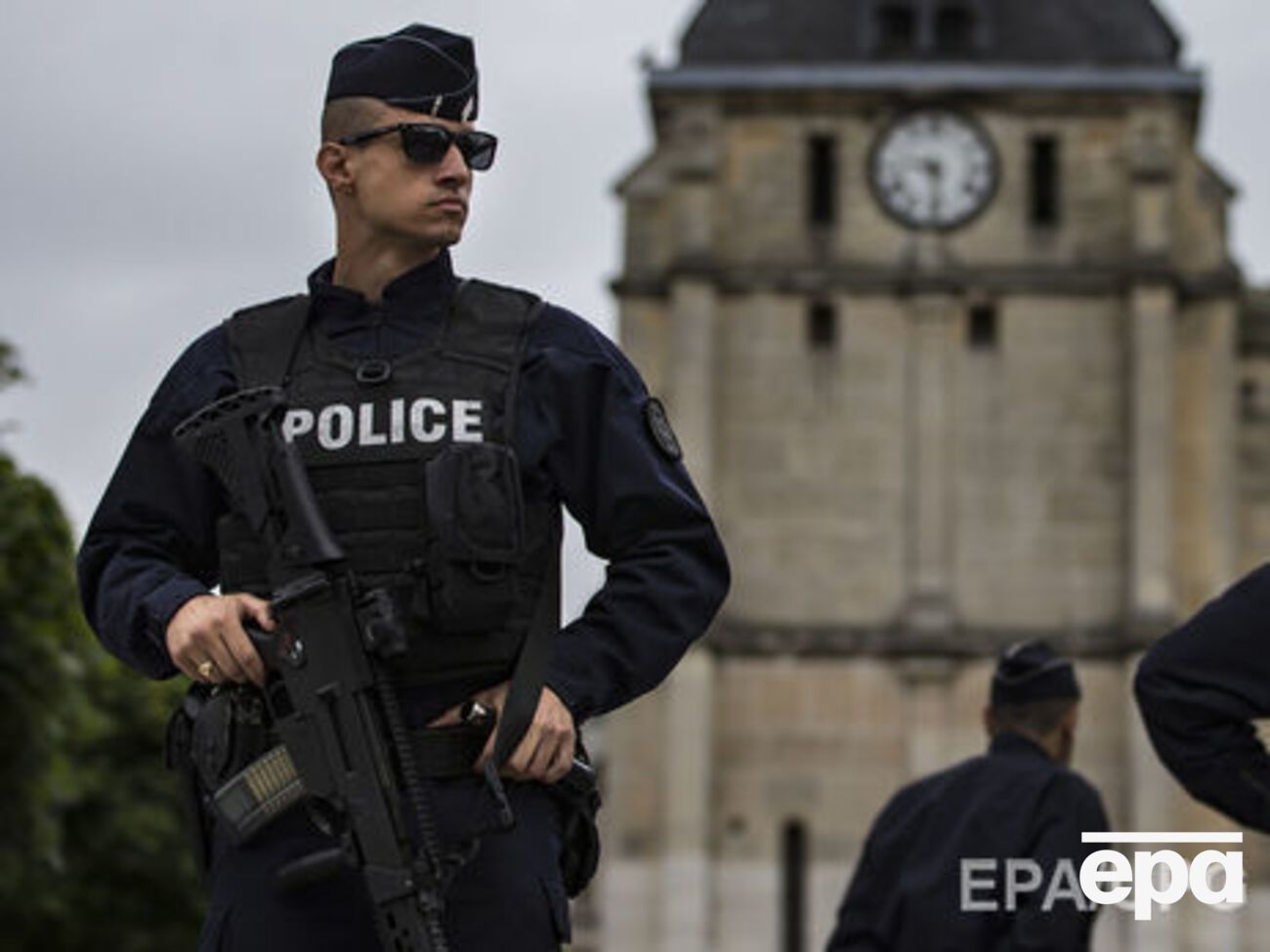 Мужчину, удерживавшего заложников, обезвредили через несколько минут после начала переговоров