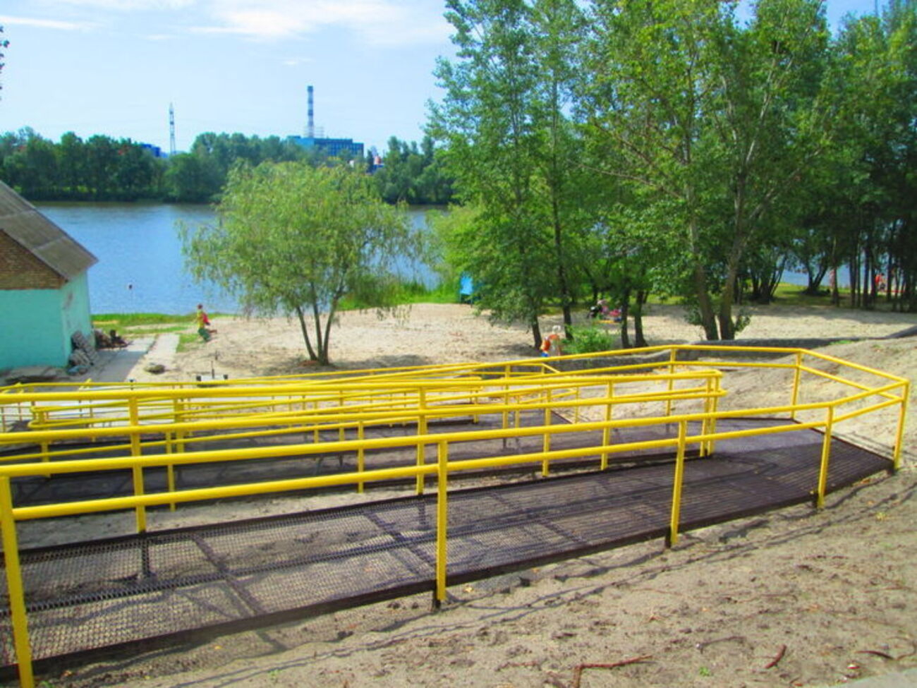 Общая длина конструкции достигает 50 метров