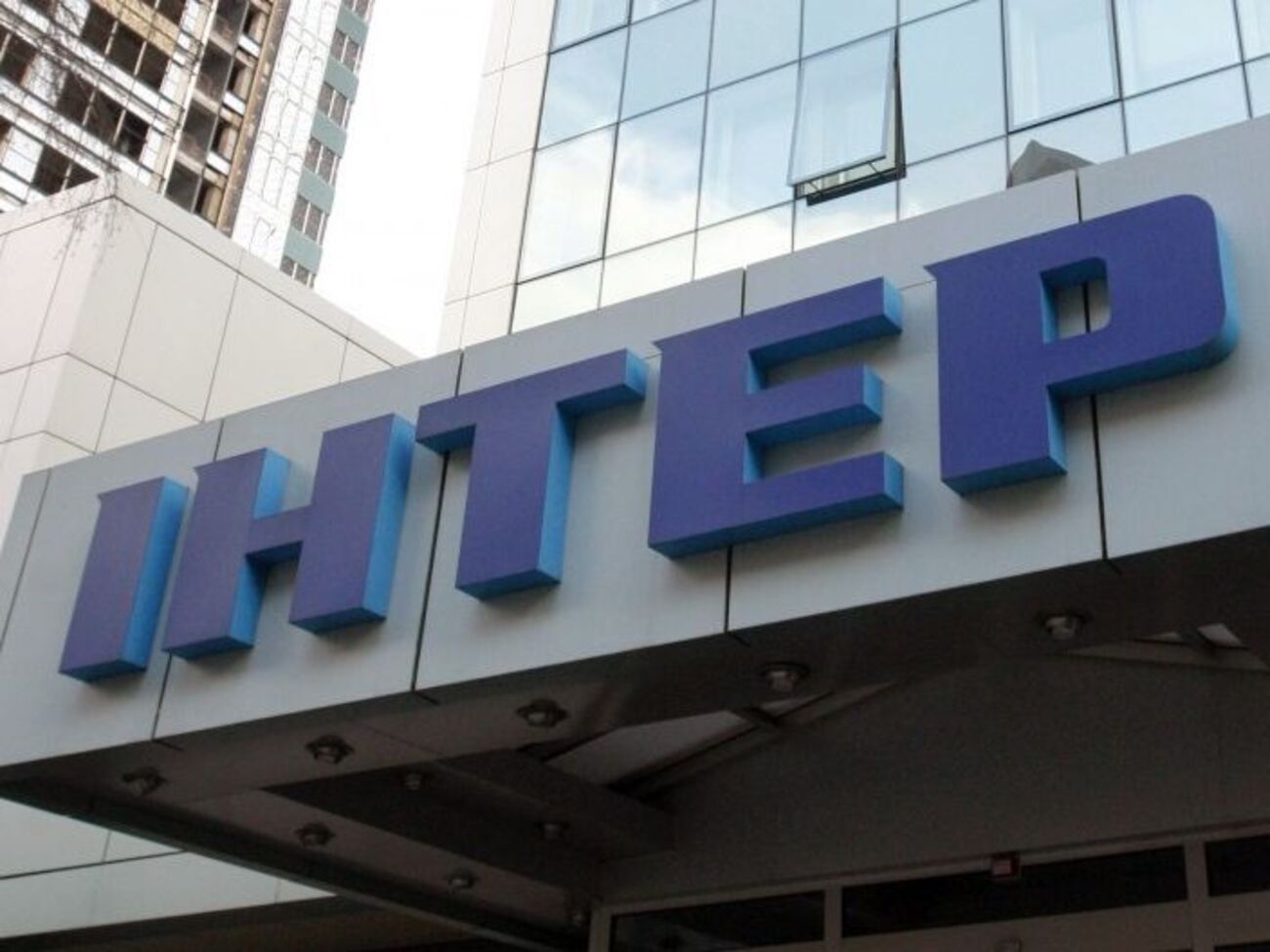 Выложенные в сеть письма свидетельствуют, что сотрудники украинских телеканалов согласовывали свои материалы с боевиками