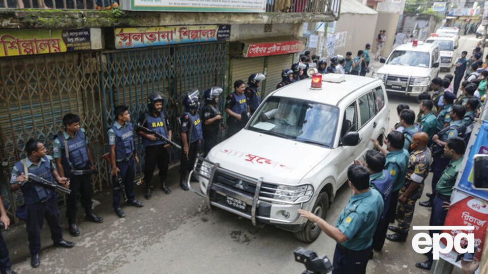 В Бангладеш продолжается расследование дерзкого нападения на ресторан