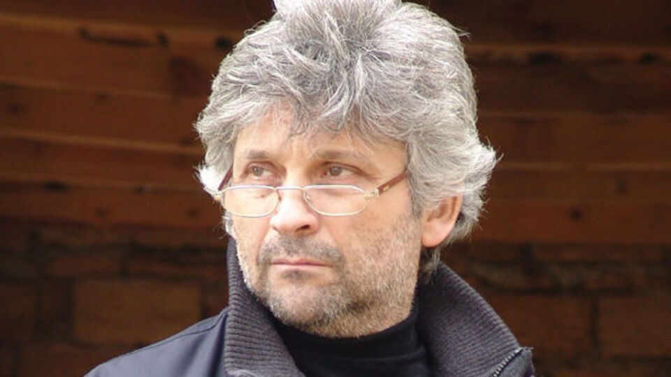 Коротко: Люди сегодня сильно разобщены, агрессивны, озлоблены. Понять это можно, а оправдать – нет