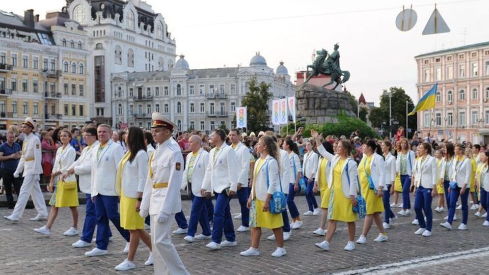 Украинцы появятся на стадионе 195-ми