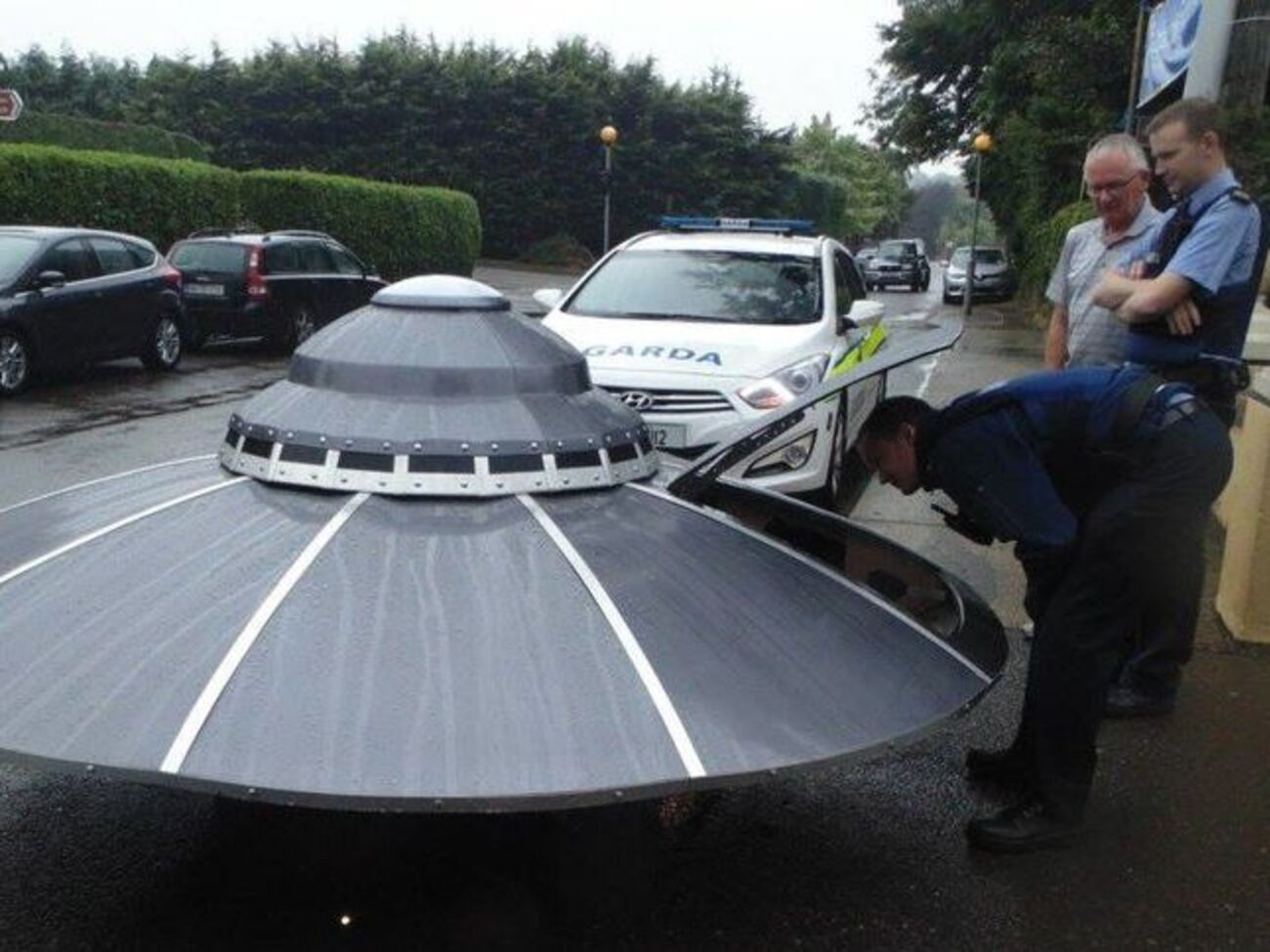 Инопланетная цивилизация вступила в контакт с полицейскими в Ирландии